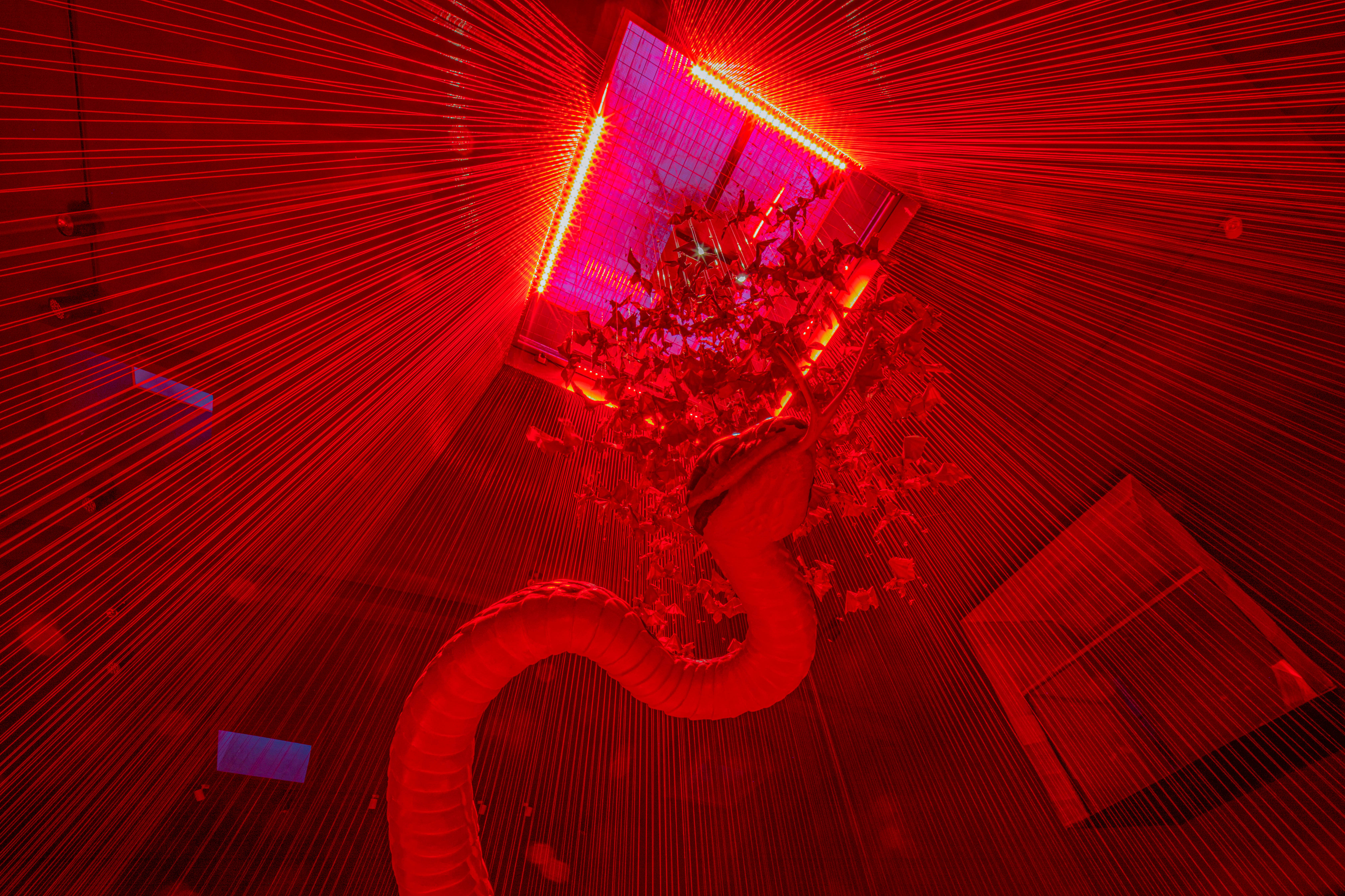 燈光讓藝術在公共空間24小時呈現